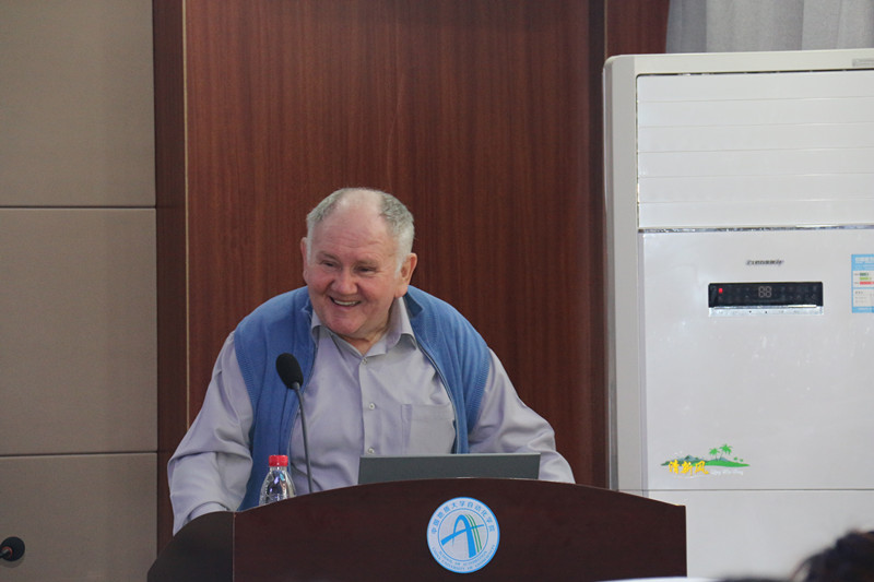 1494378662105488.jpg 报道IMG_9713_副本.jpg